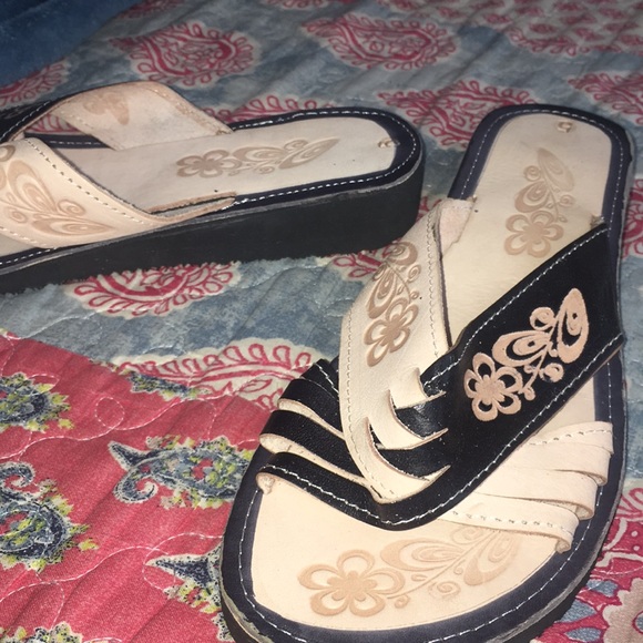 Sandals - Picture 2 of 3